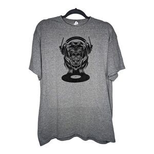 Lion DJ T Shirt Large Delta Gray Cat Scratch Fever Headphones Record Vinyl‎